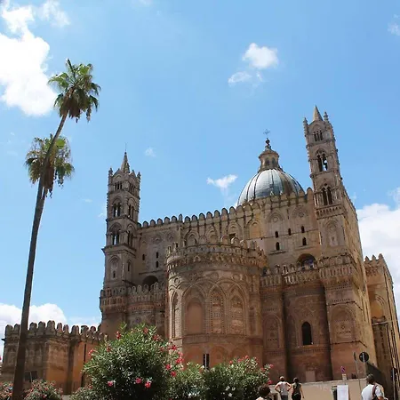 Apartman Cozy Near Cathedral Palermo